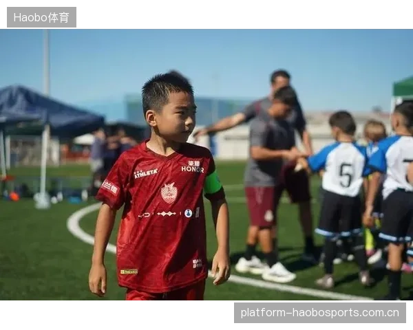 九战全胜：中国足球少年夺冠的传奇之旅——从梦想起航到冠军巅峰