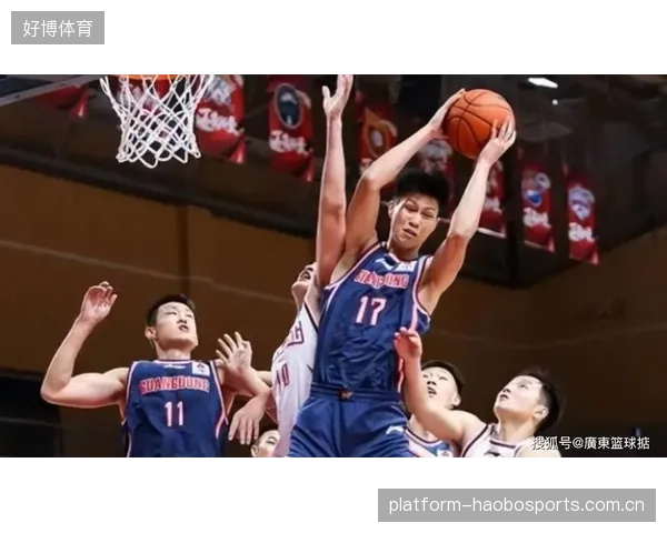 广东男篮李奕臻加盟NBL：新时代的“双面刀”传奇重生之旅